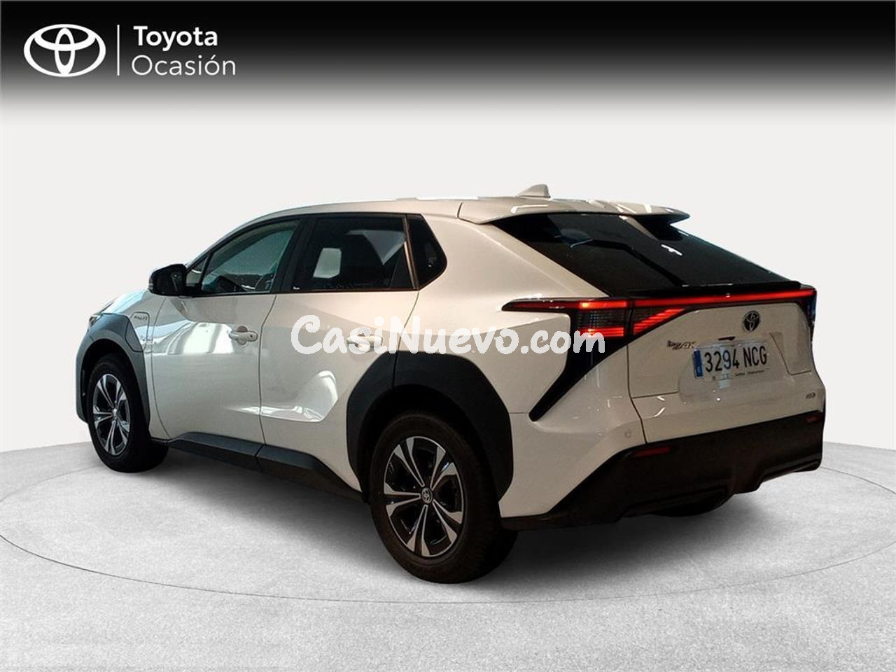 Toyota bZ4X 250E 4x2 Advance - foto 2