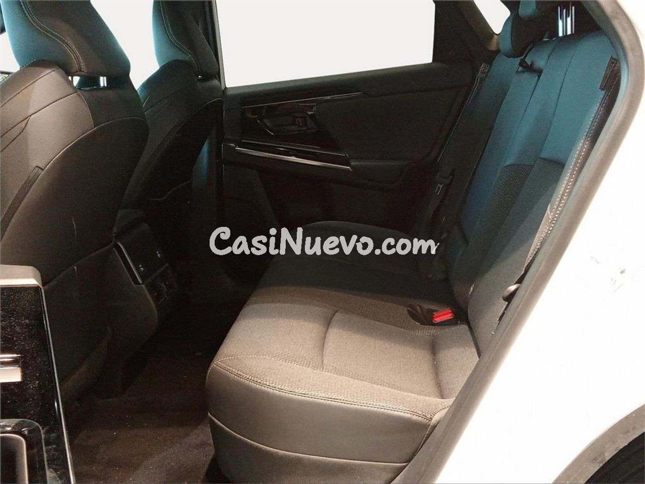 Toyota bZ4X 250E 4x2 Advance - foto 11