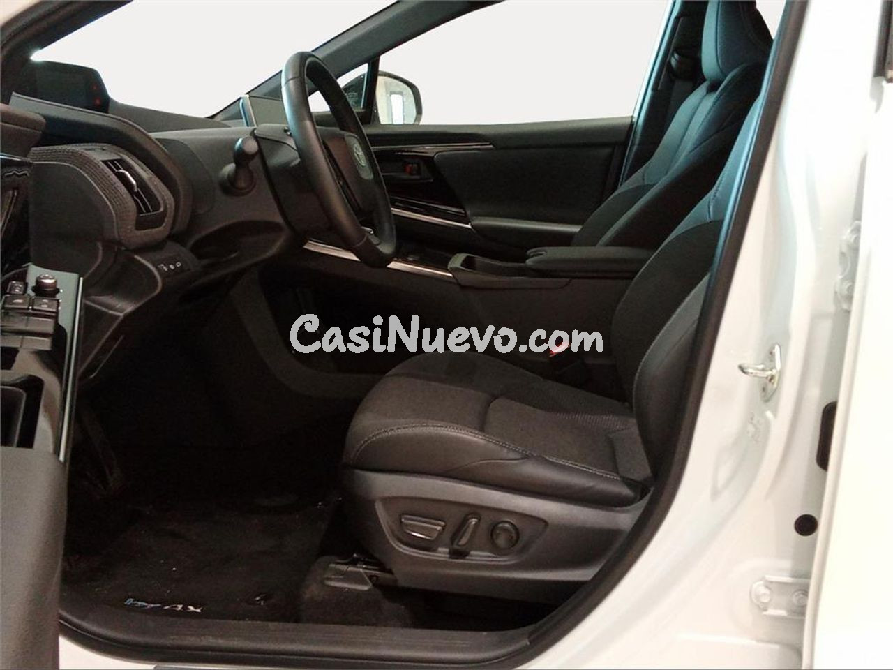 Toyota bZ4X 250E 4x2 Advance - foto 12