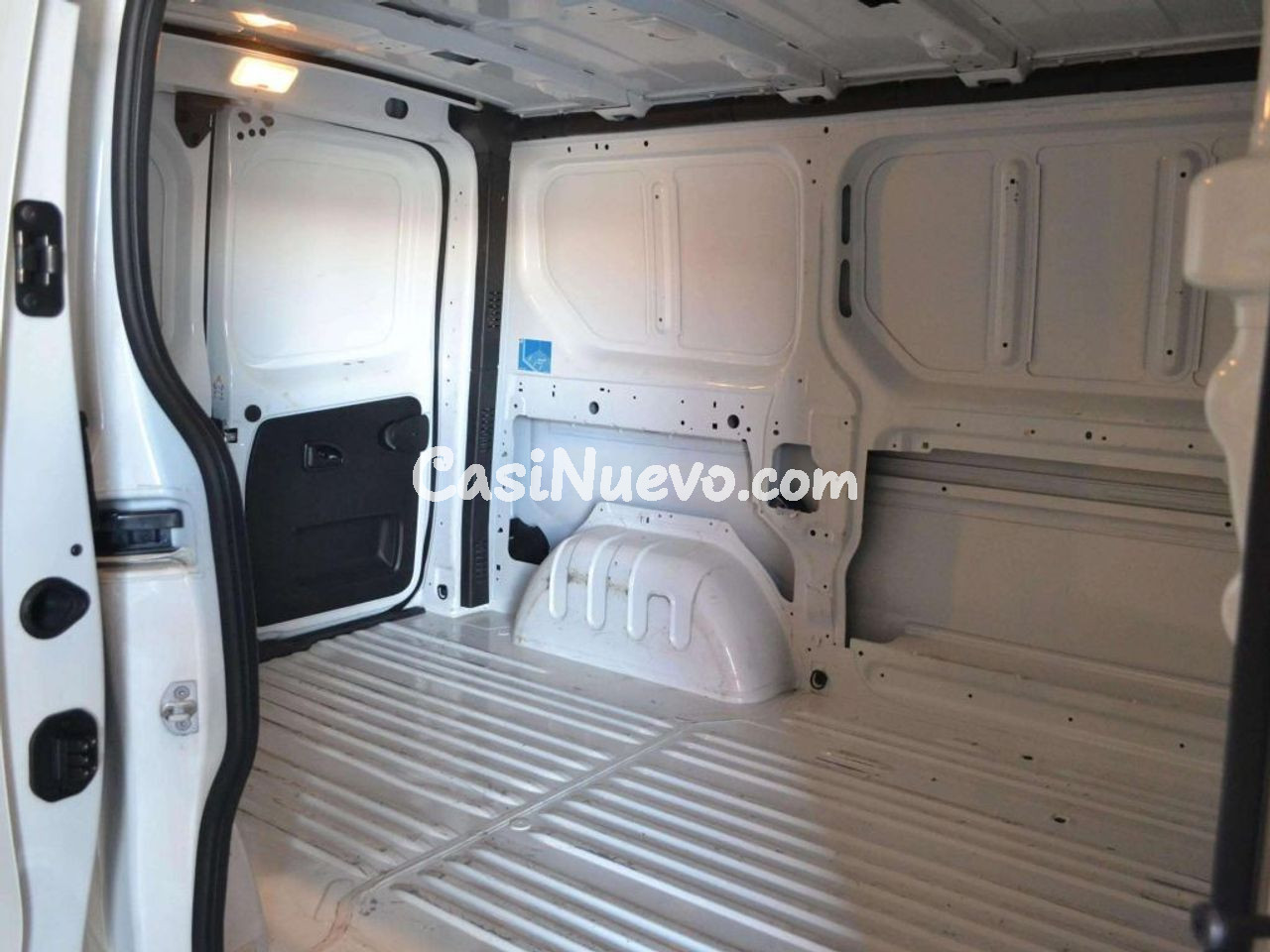 Renault Trafic Furgón L1H1 Blue dCi 96 Kw (130 CV) - foto 8