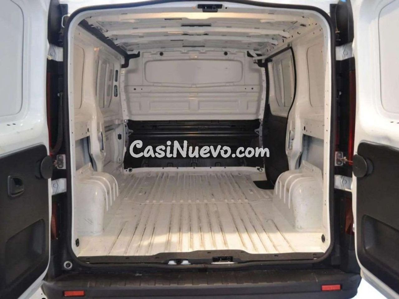 Renault Trafic Furgón L1H1 Blue dCi 96 Kw (130 CV) - foto 9