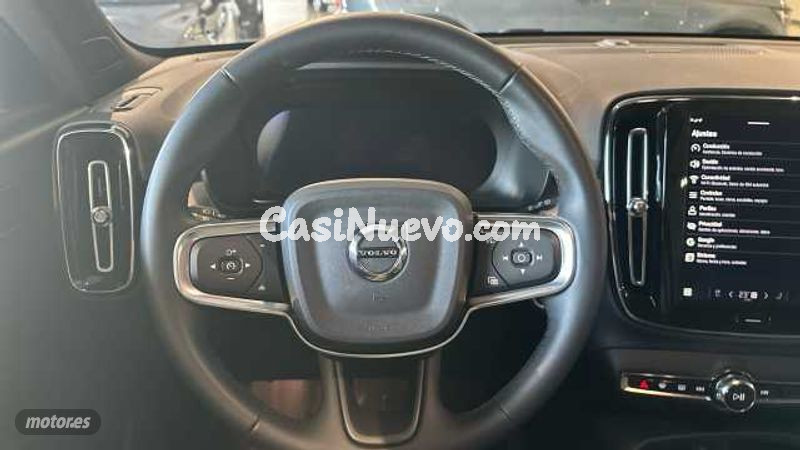 Volvo XC40 - foto 11