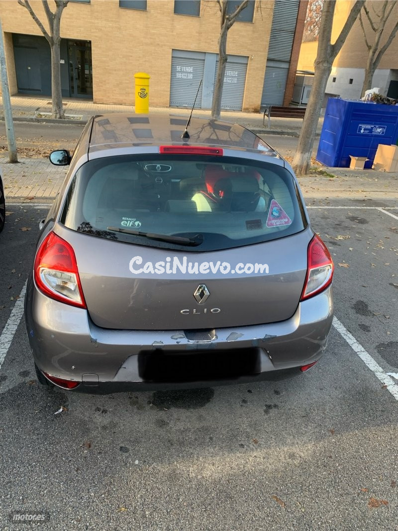 Renault Clio - foto 4