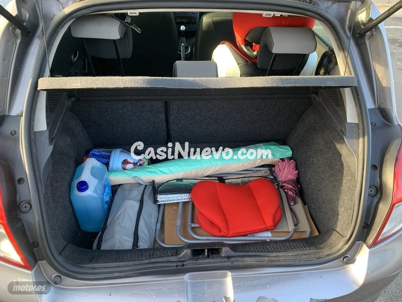 Renault Clio - foto 5