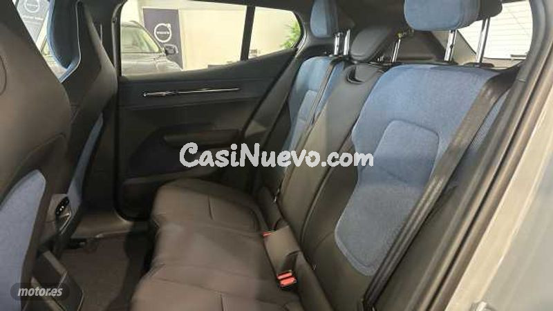 Volvo EX30 - foto 11