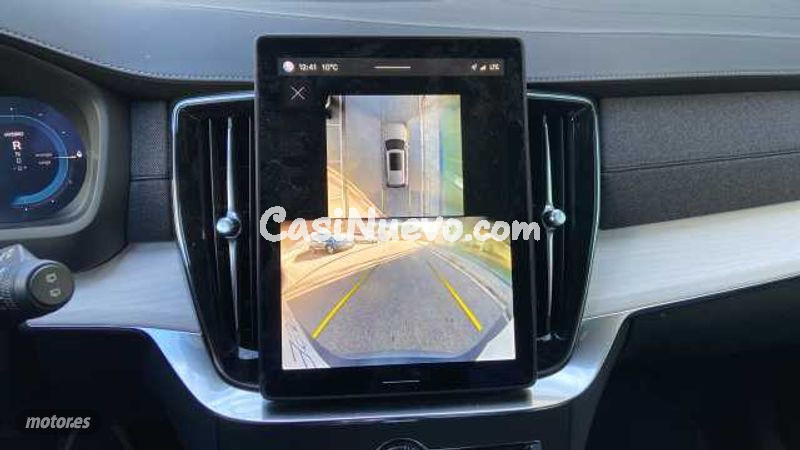 Volvo XC 90 - foto 17