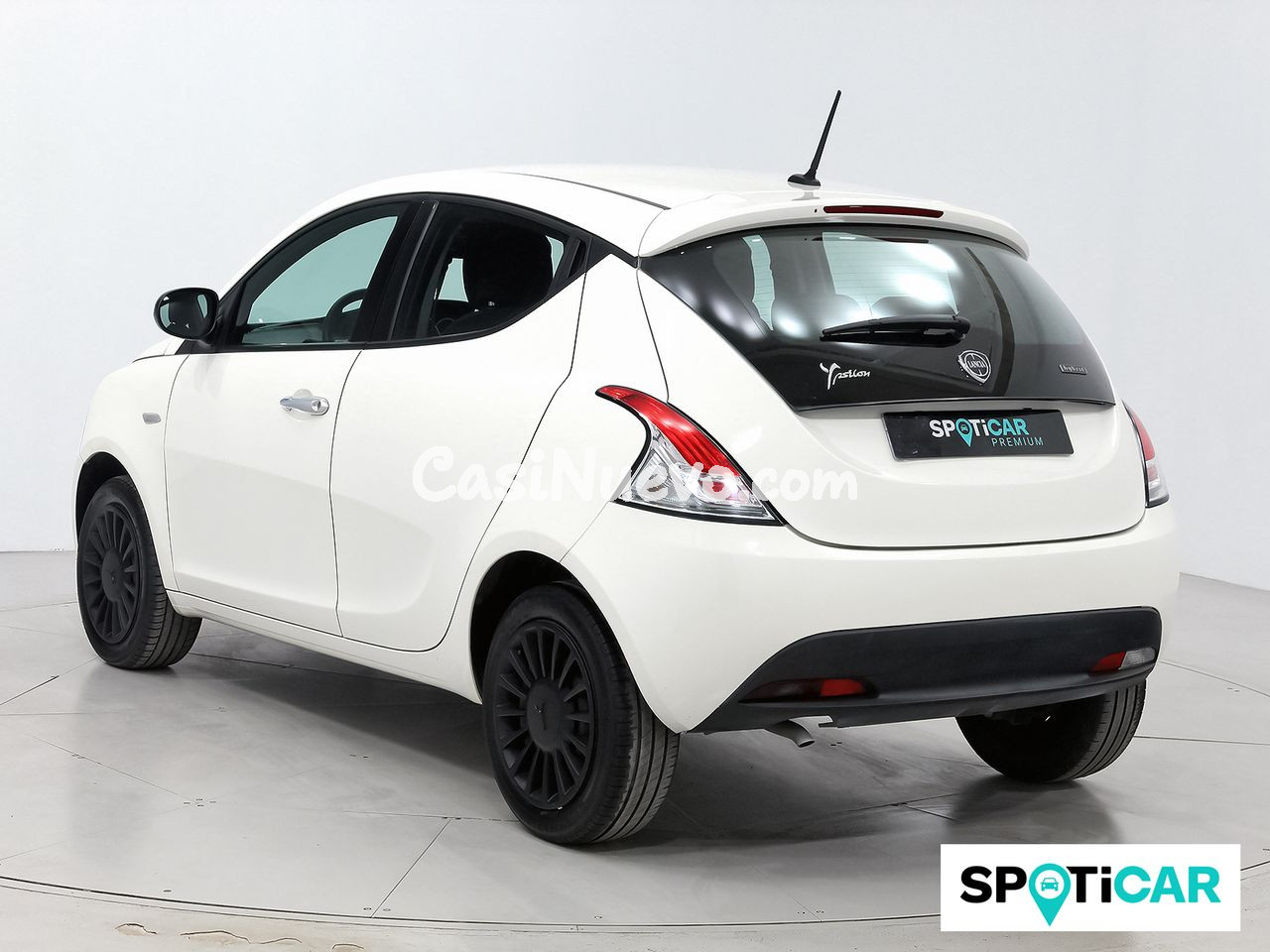 Lancia Ypsilon 1.2 Silver evo II - foto 2