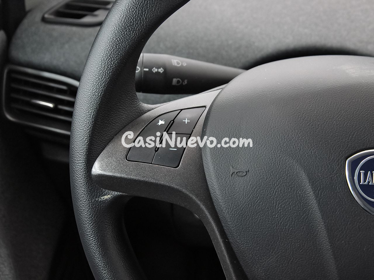 Lancia Ypsilon 1.2 Silver evo II - foto 17