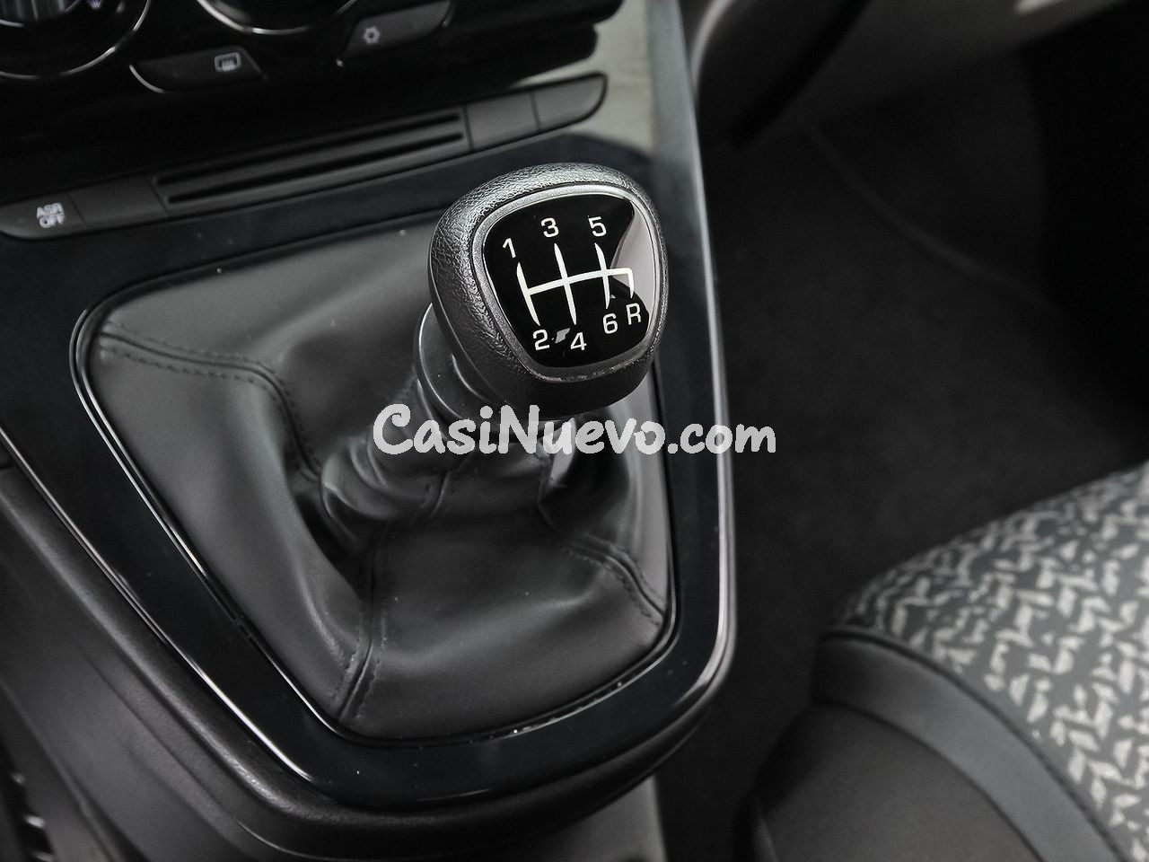 Lancia Ypsilon 1.2 Silver evo II - foto 23