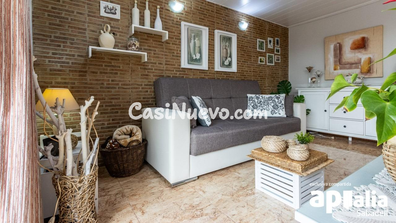 MARAVILLOSA CASA UNIFAMILIAR ADOSADA CON ESPECTACULAR JARDÍN - foto 32