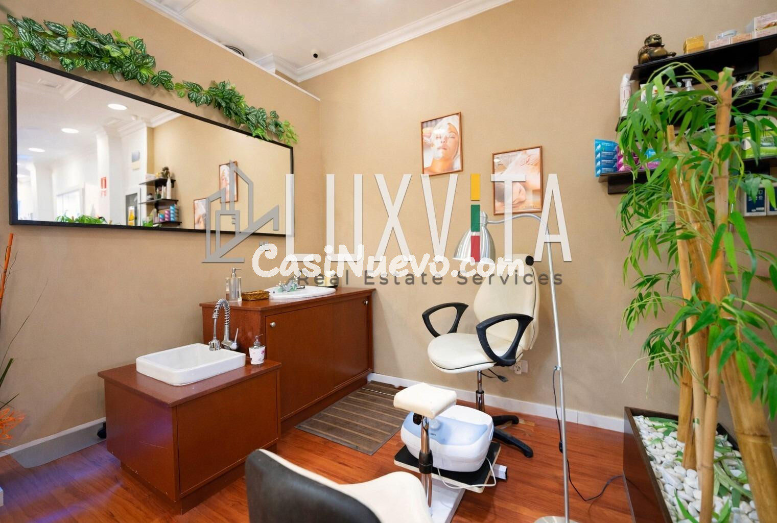 Traspaso centro de belleza y estética en el corazón de Santa - foto 4