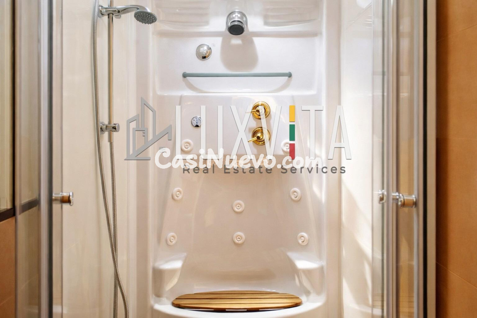 Traspaso centro de belleza y estética en el corazón de Santa - foto 8