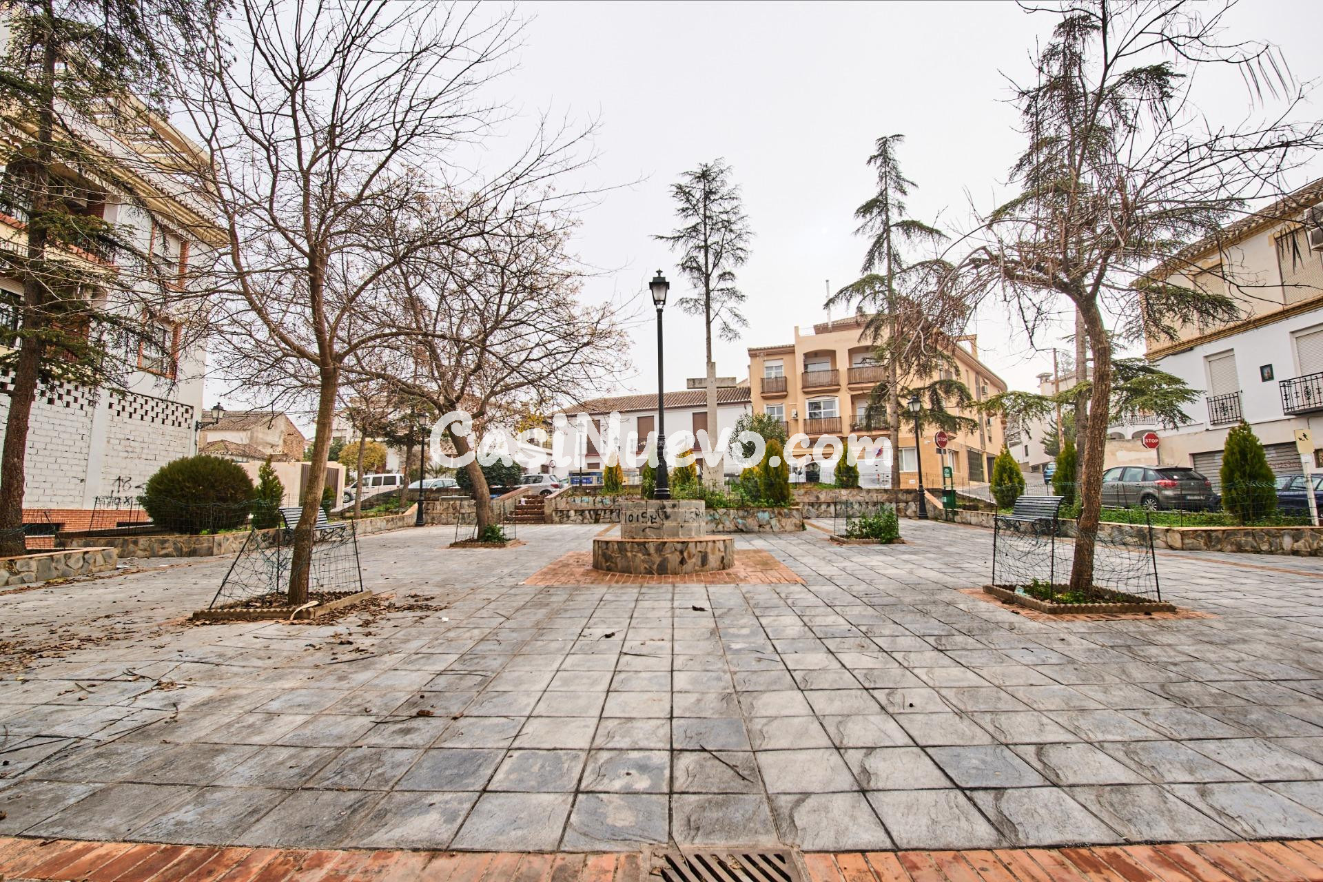 PARKING EN LA ZUBIA + TRASTERO