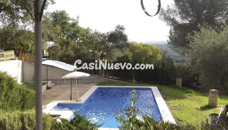 Magnífico chalet independiente en la Urbanización El Salado,