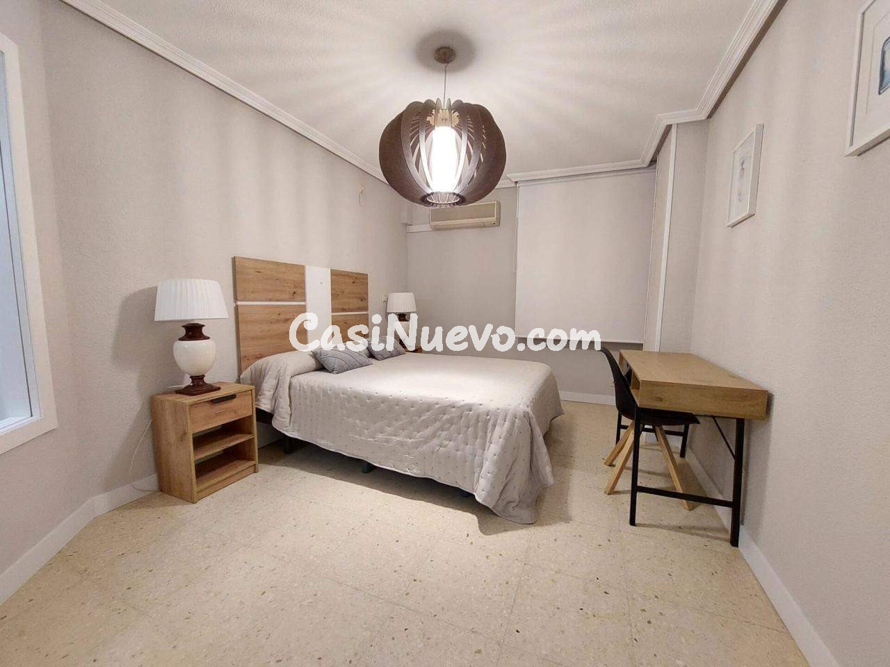 Amplio y Luminoso Piso en el Corazón de Alicante - foto 7