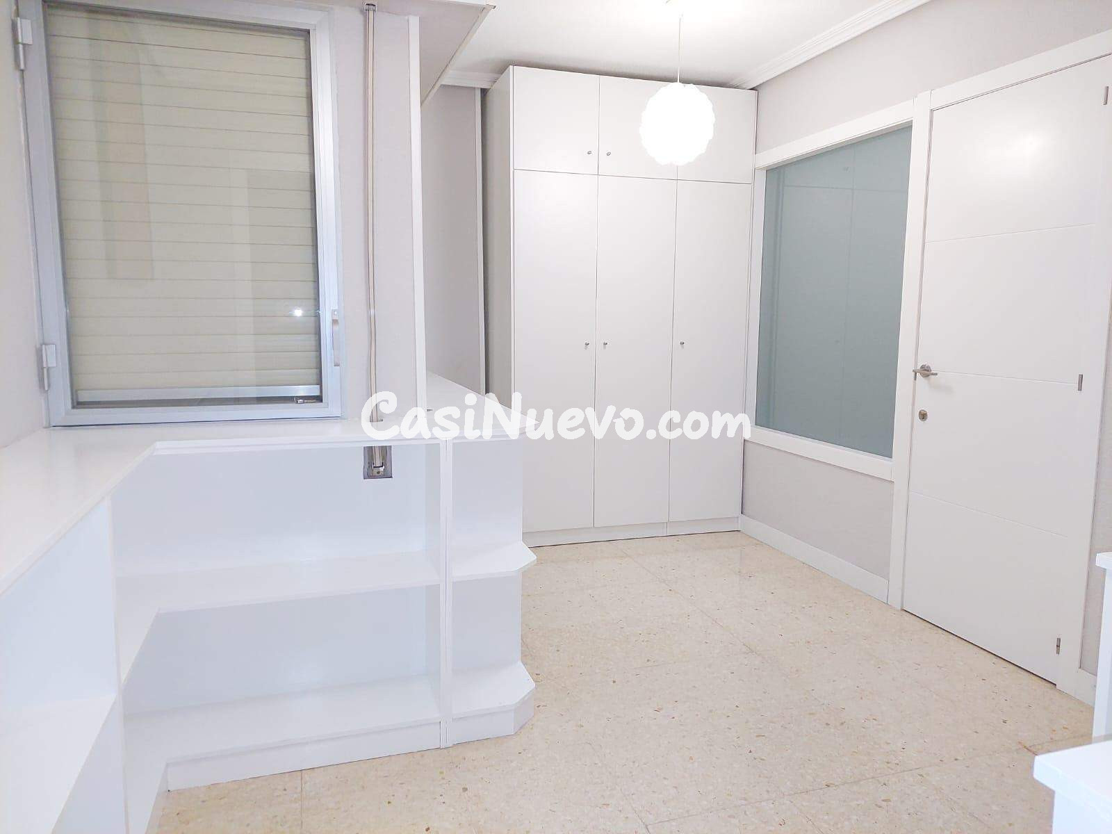 Amplio y Luminoso Piso en el Corazón de Alicante - foto 12