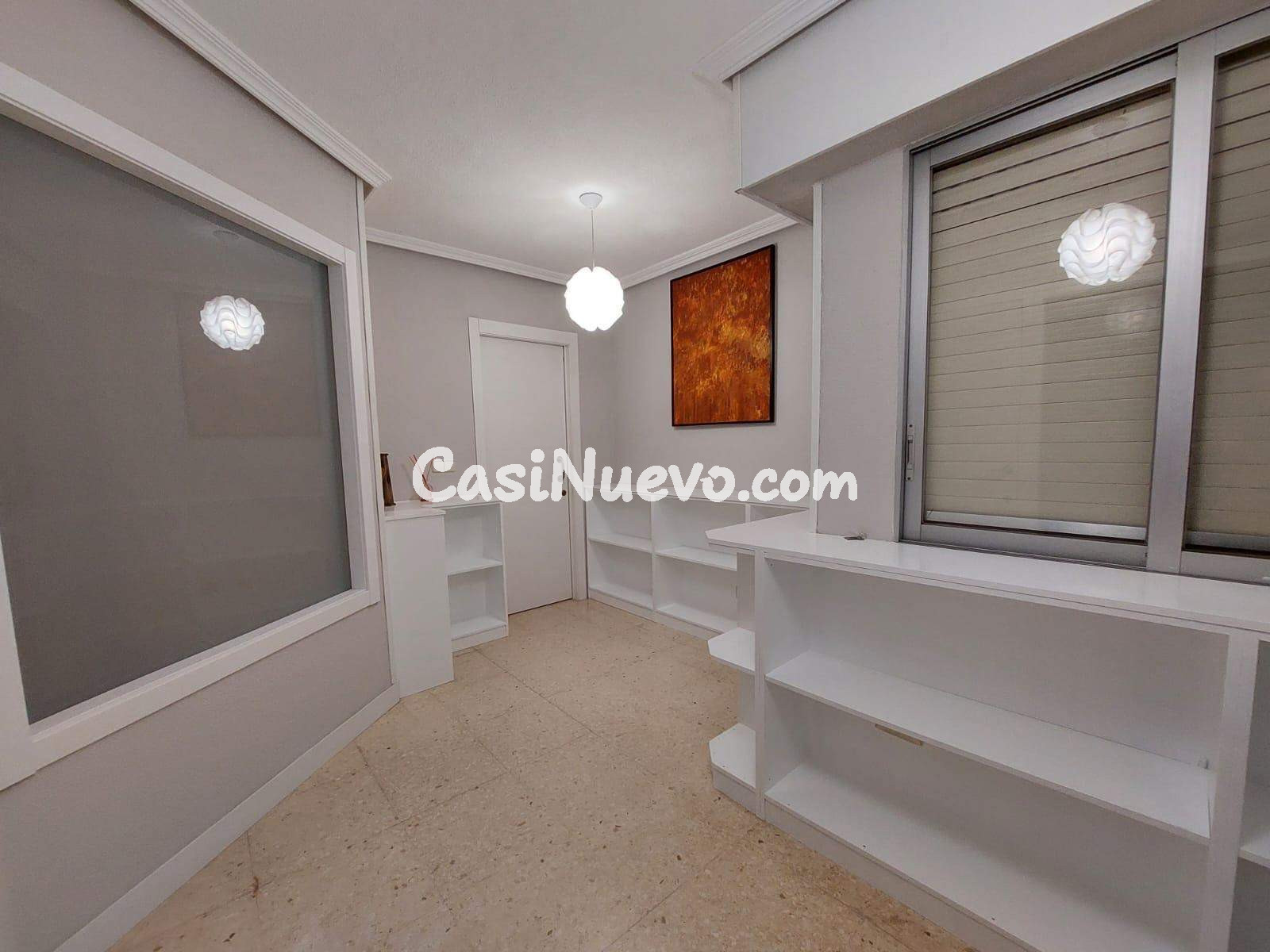 Amplio y Luminoso Piso en el Corazón de Alicante - foto 16