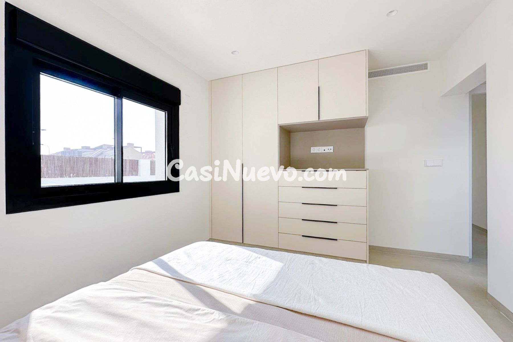 Elegante chalet pareado con piscina privada y solárium en Sa - foto 12