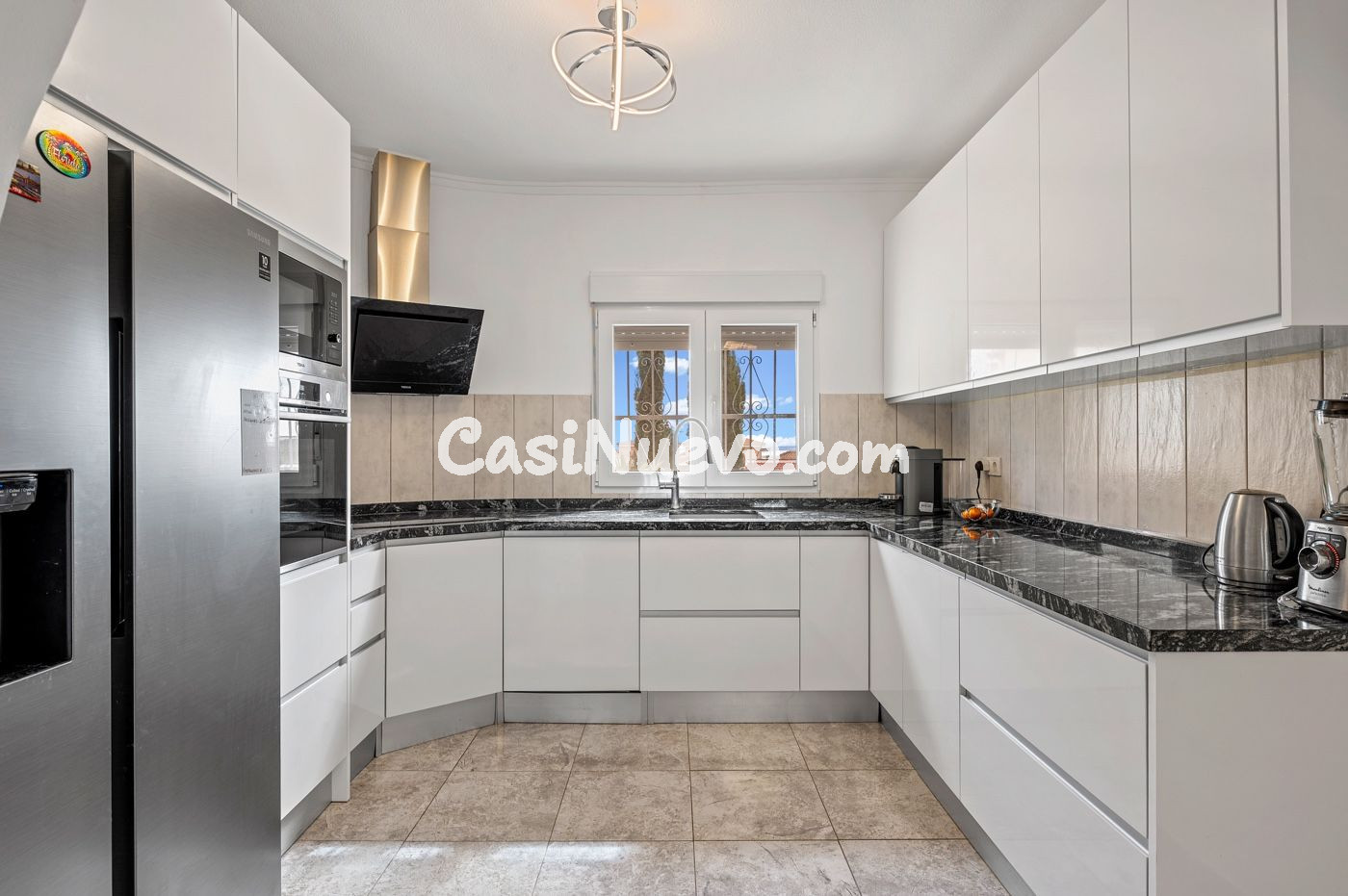 Villa de 5 dormitorios con gran parcela en Ciudad Quesada - foto 8