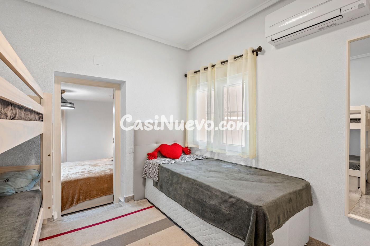 Villa de 5 dormitorios con gran parcela en Ciudad Quesada - foto 25