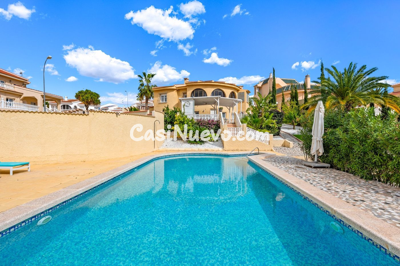 Villa de 5 dormitorios con gran parcela en Ciudad Quesada - foto 33