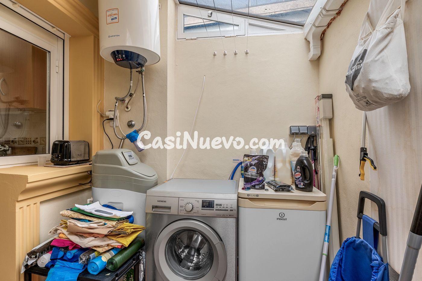 Casa adosada esquinera con orientación sur, amplia parcela y - foto 39