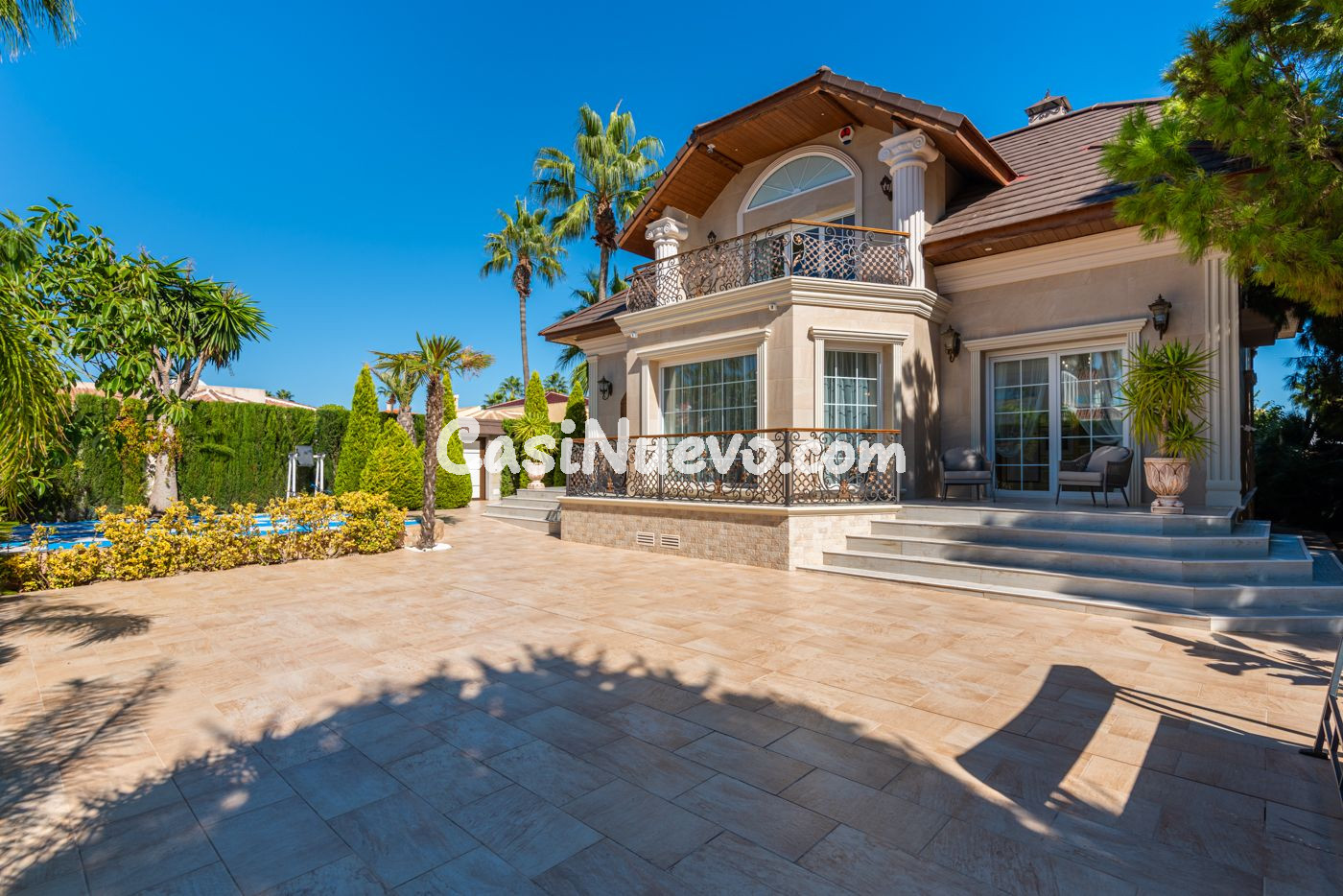 Espectacular Villa con 5 dormitorios y 3 baños