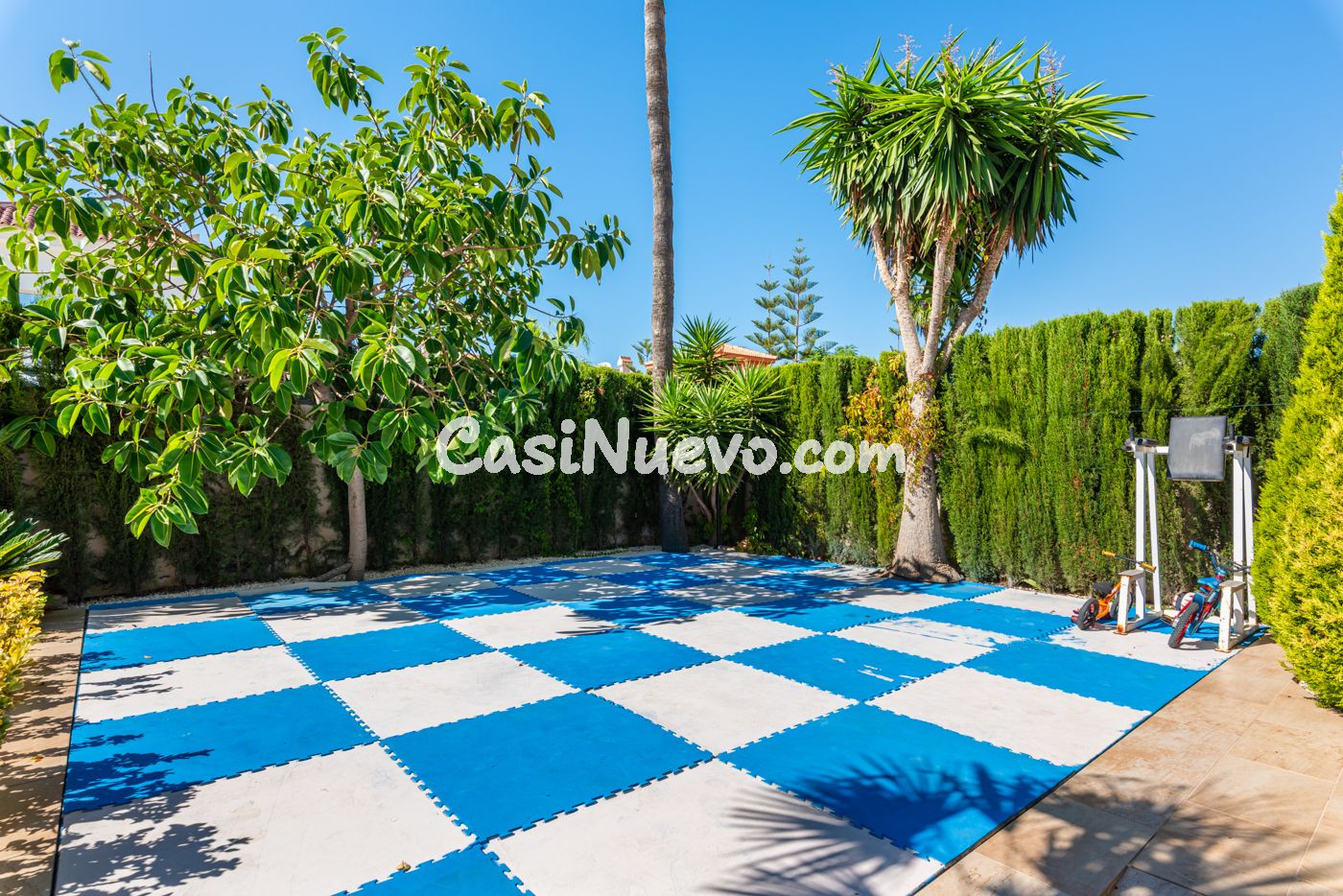 Espectacular Villa con 5 dormitorios y 3 baños - foto 5