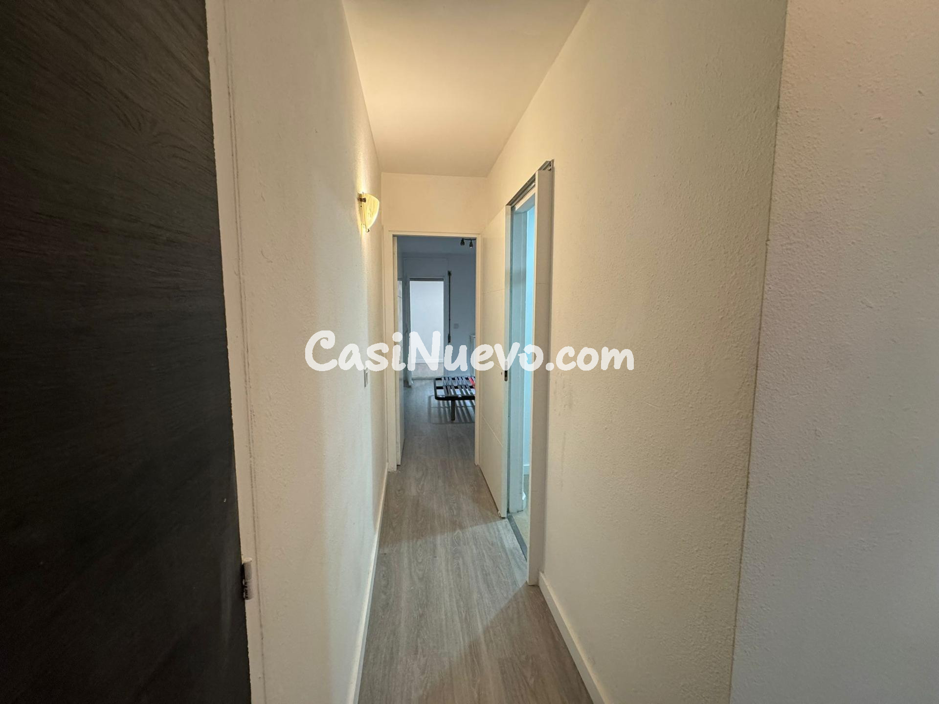 Apartamento reformado a 1 minuto de la playa en Roses - foto 11