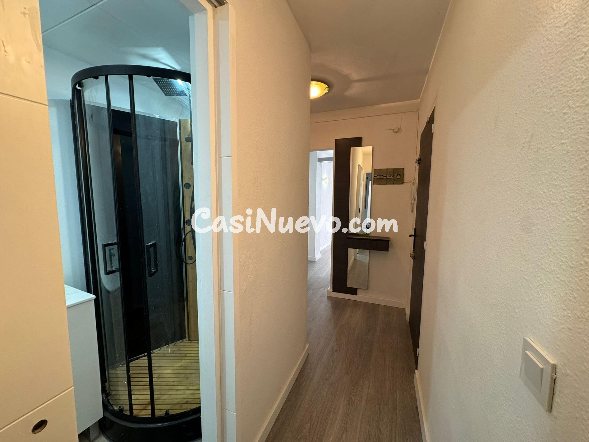 Apartamento reformado a 1 minuto de la playa en Roses - foto 12