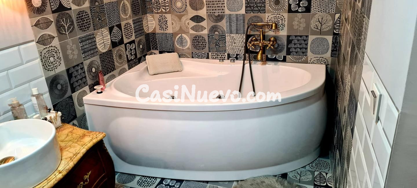 Exclusivo piso de diseño de 2 dormitorios en venta | Plaza d - foto 20