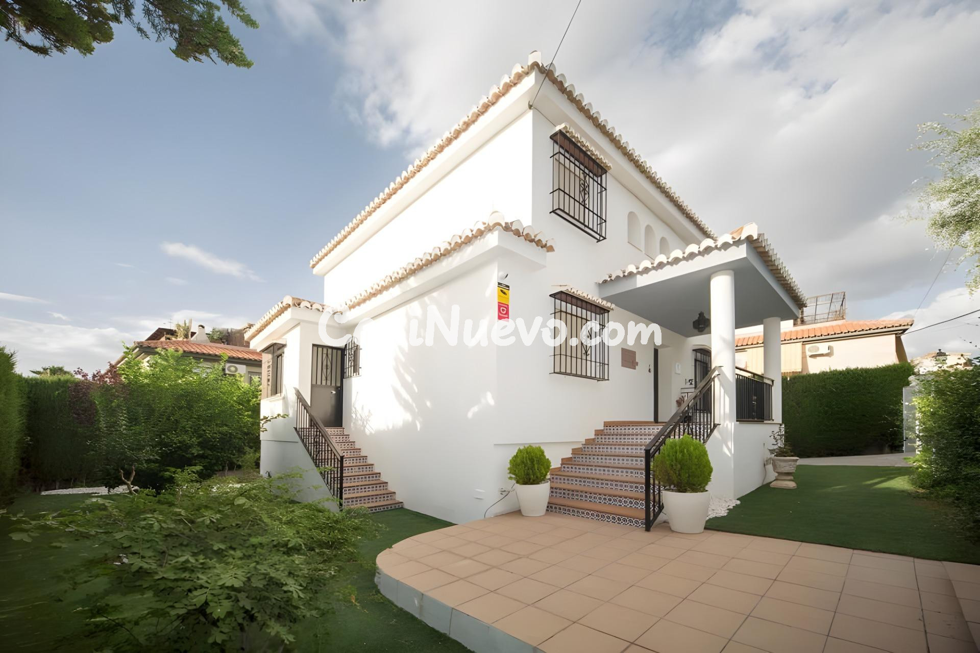 Espectacular Casa Reformada de 5 Dormitorios con Parking | L - foto 4