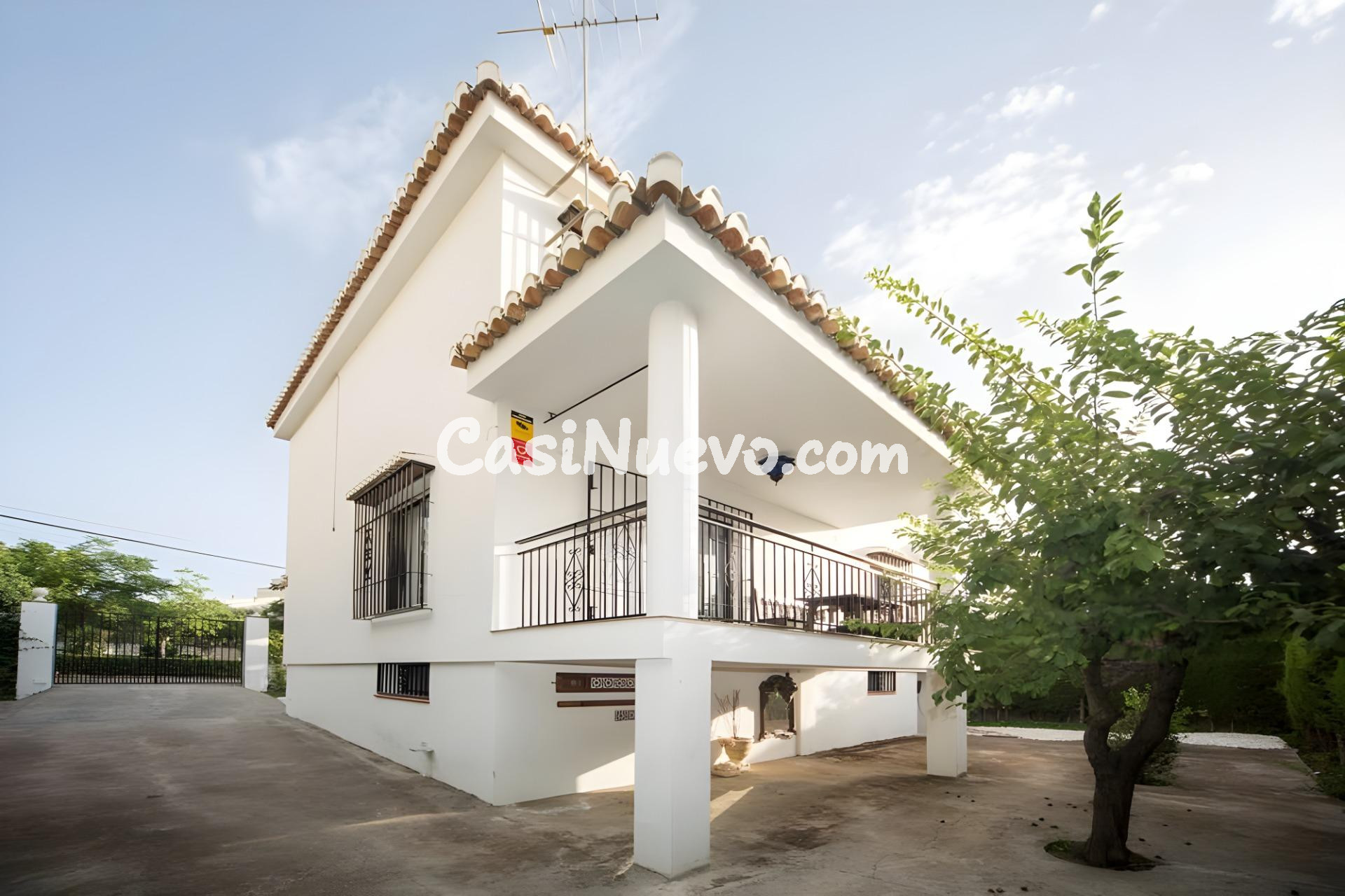 Espectacular Casa Reformada de 5 Dormitorios con Parking | L - foto 5