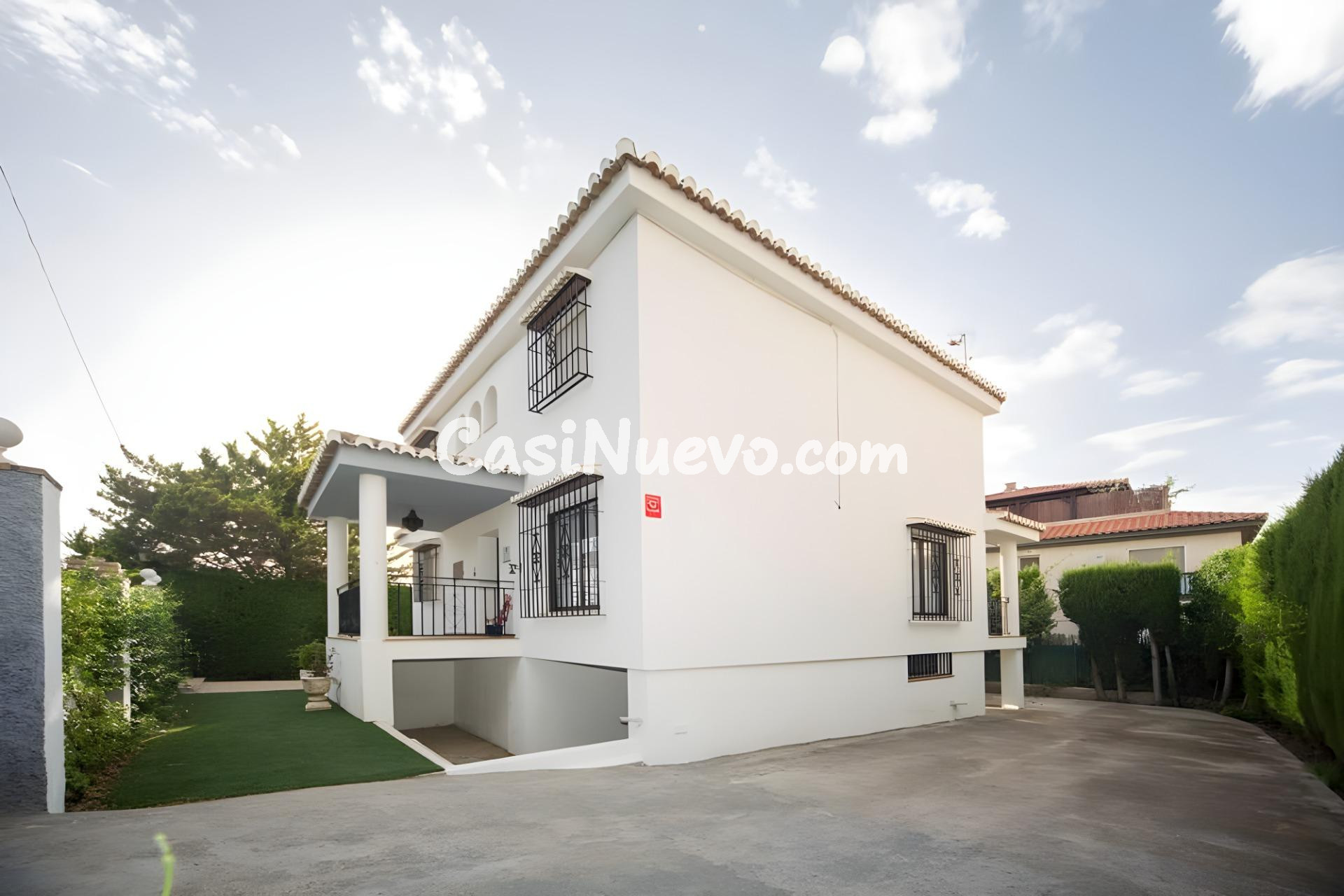 Espectacular Casa Reformada de 5 Dormitorios con Parking | L - foto 6