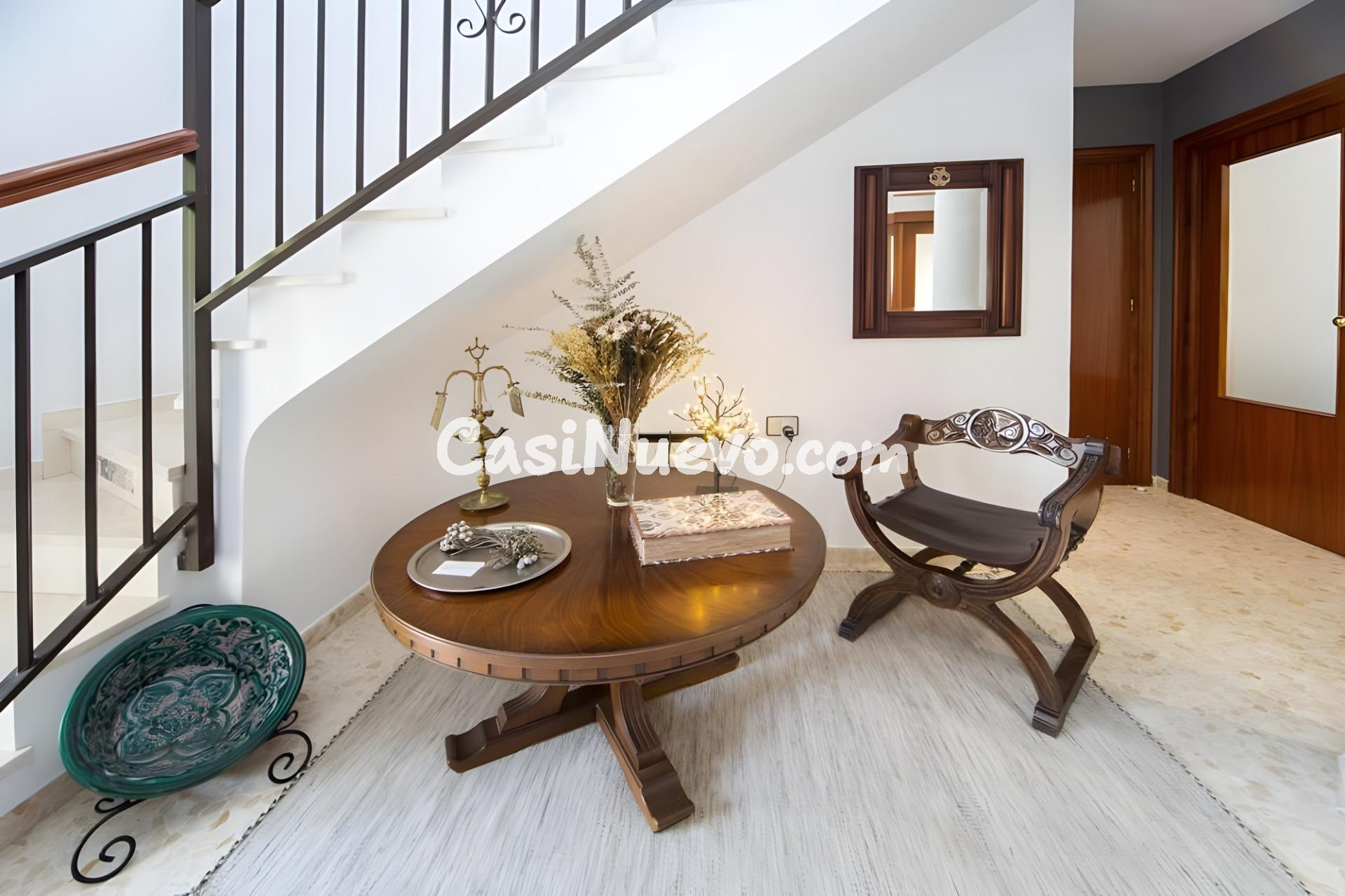 Espectacular Casa Reformada de 5 Dormitorios con Parking | L - foto 8