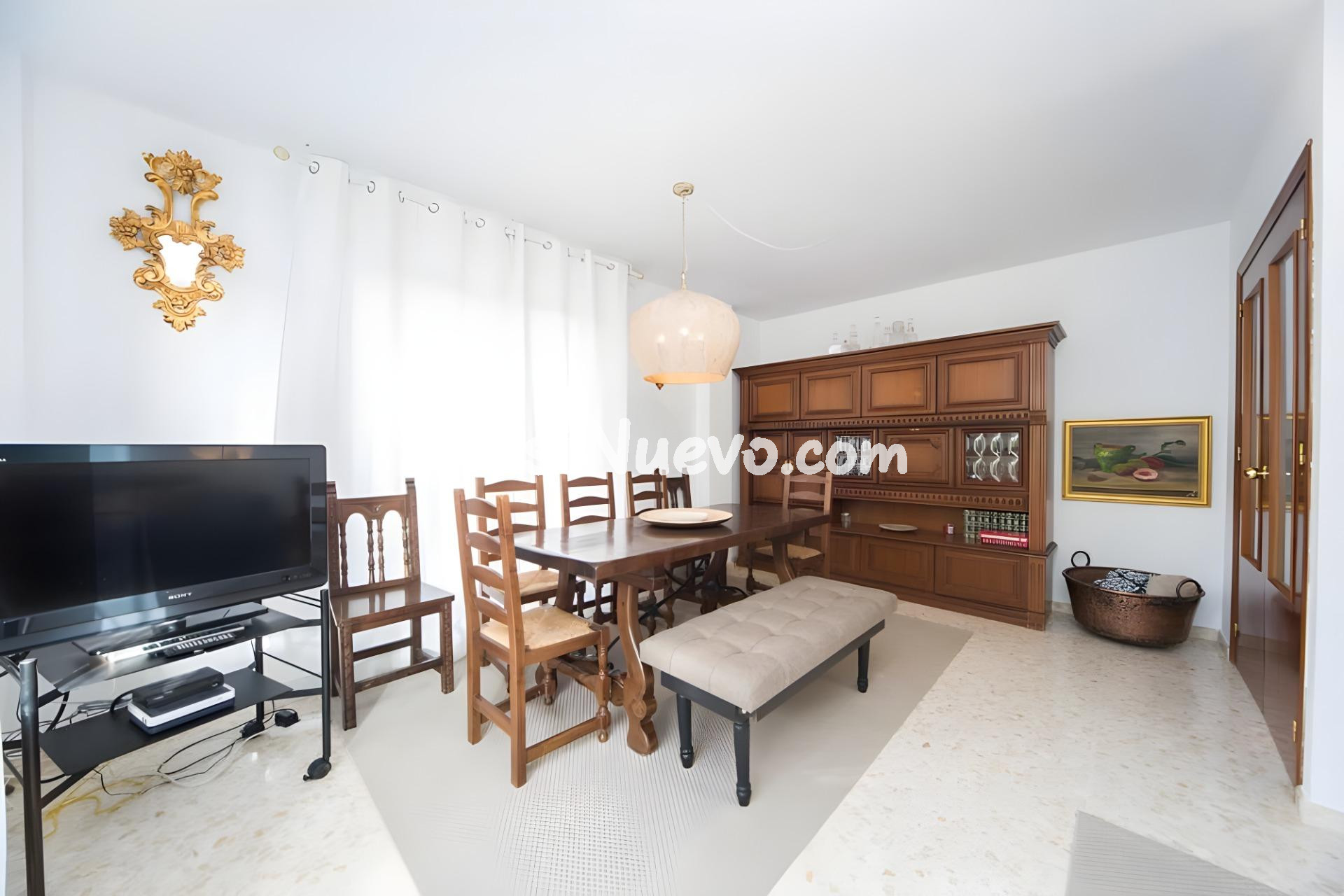 Espectacular Casa Reformada de 5 Dormitorios con Parking | L - foto 13