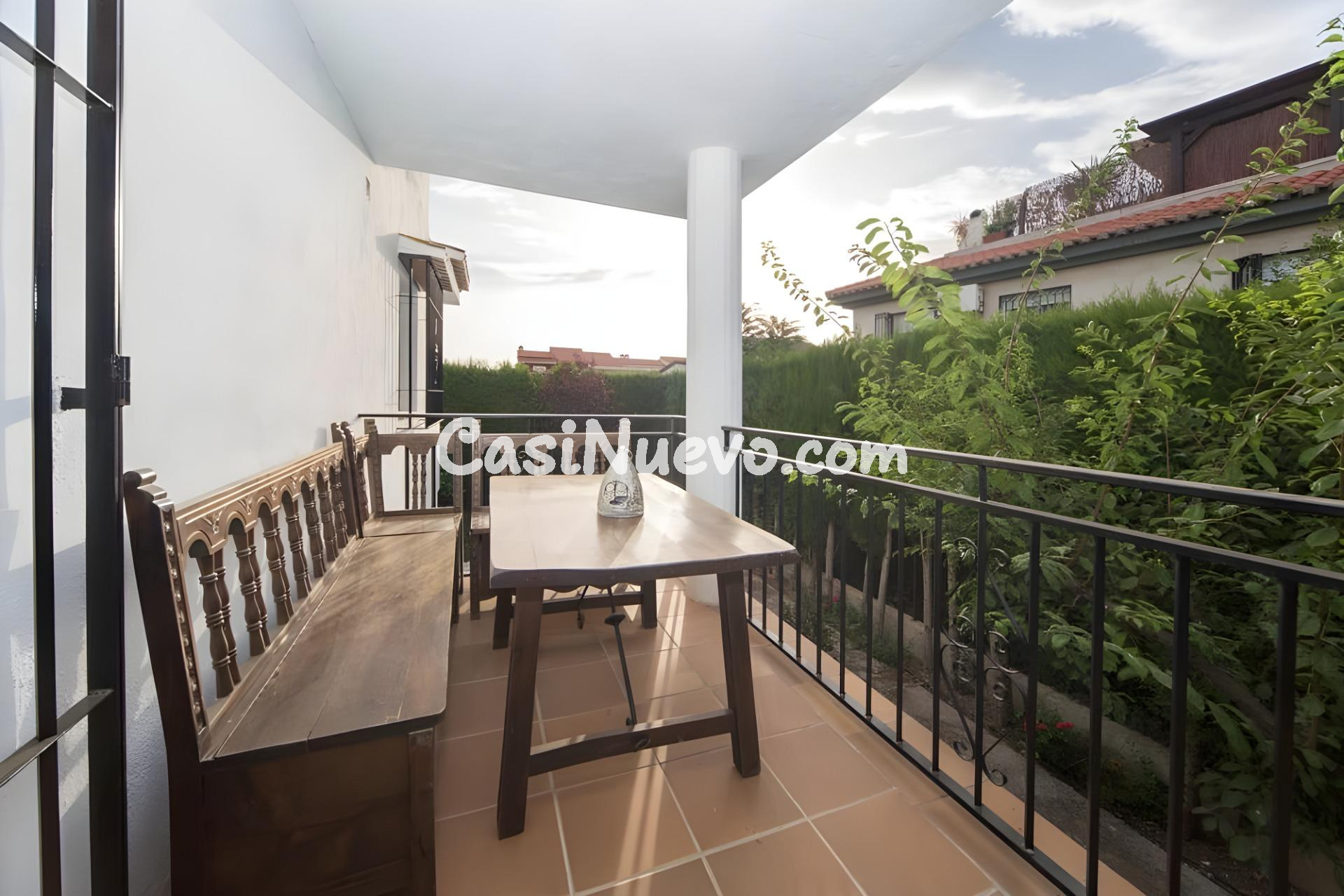 Espectacular Casa Reformada de 5 Dormitorios con Parking | L - foto 15