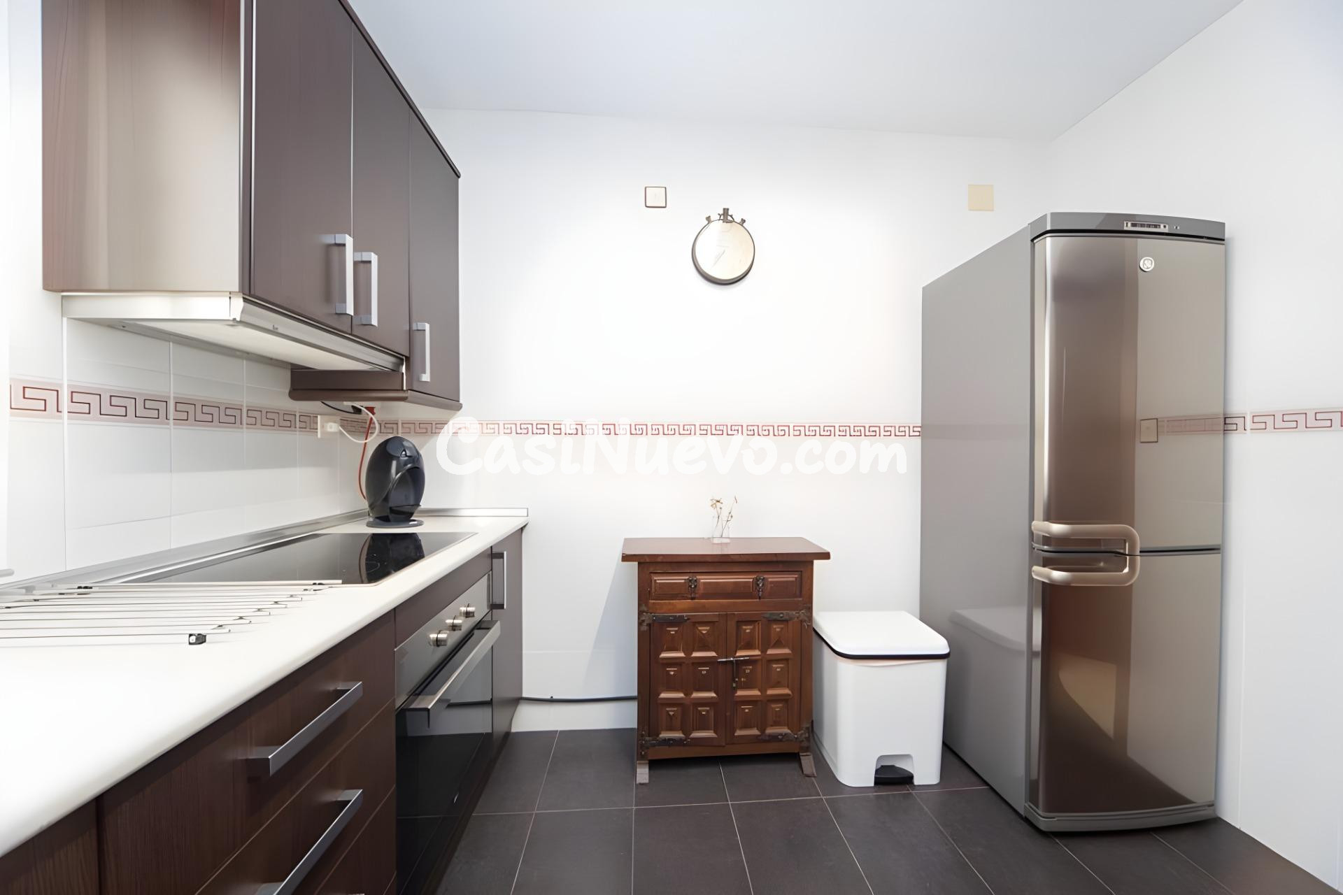 Espectacular Casa Reformada de 5 Dormitorios con Parking | L - foto 17