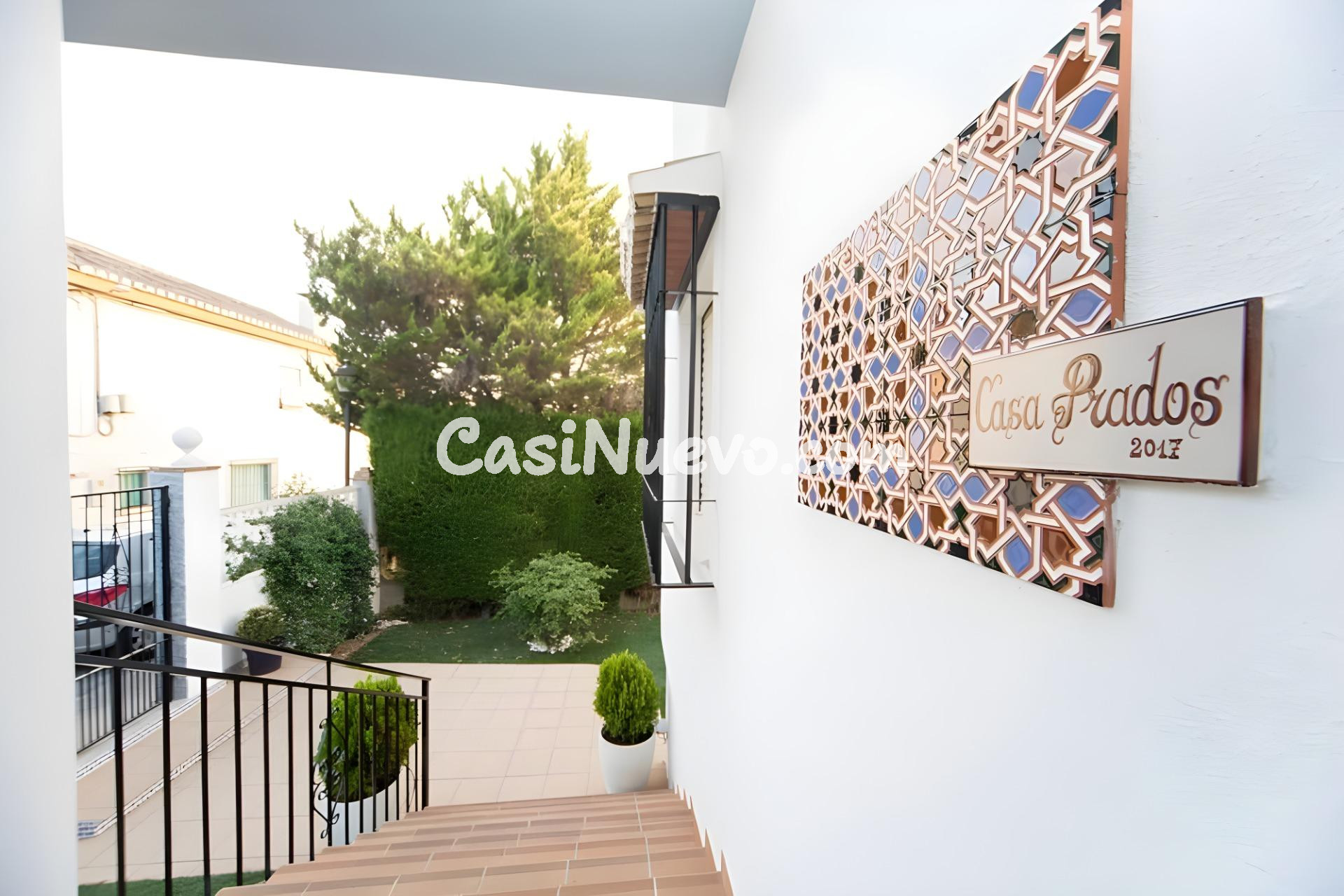 Espectacular Casa Reformada de 5 Dormitorios con Parking | L - foto 20