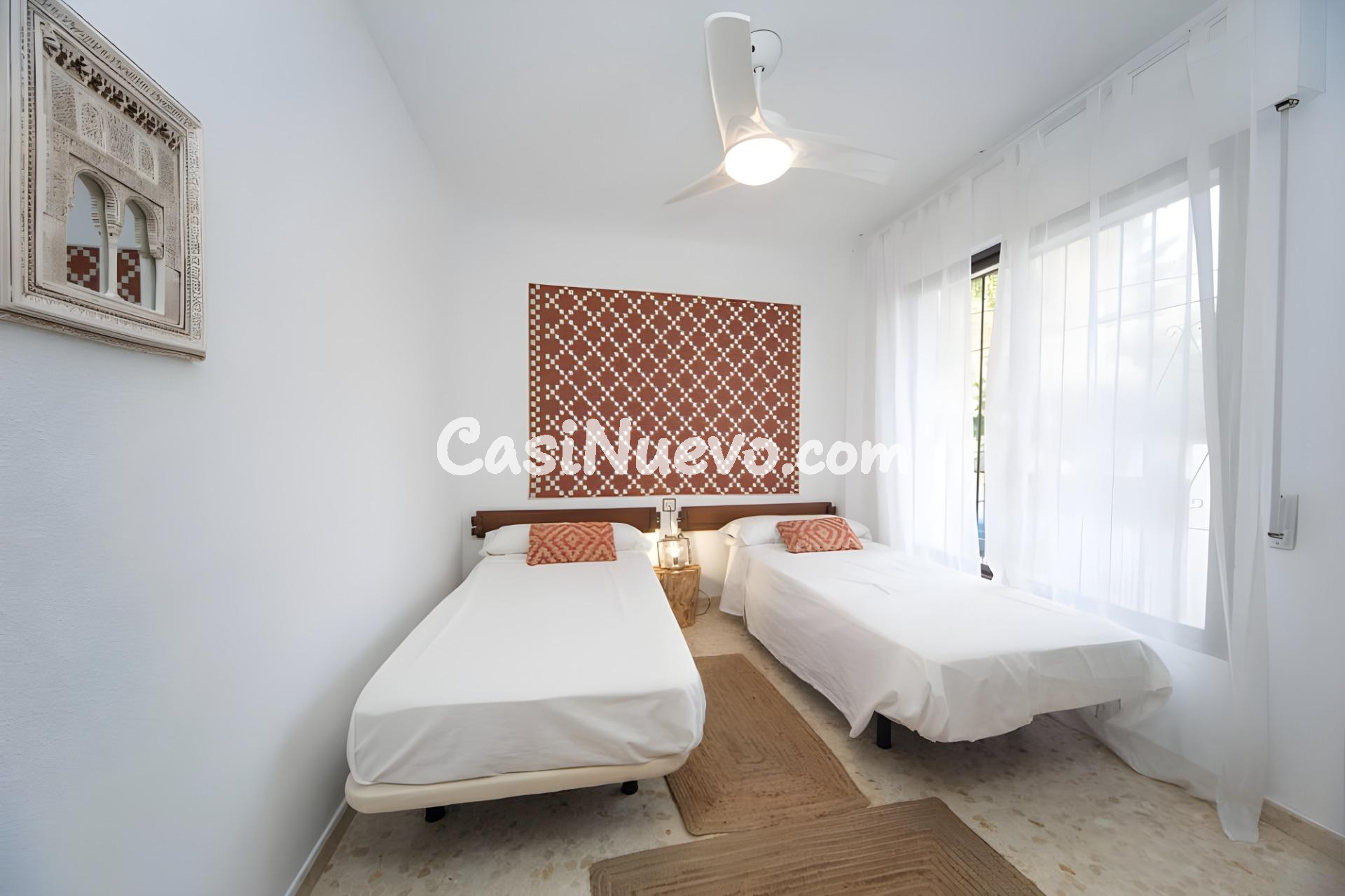 Espectacular Casa Reformada de 5 Dormitorios con Parking | L - foto 33