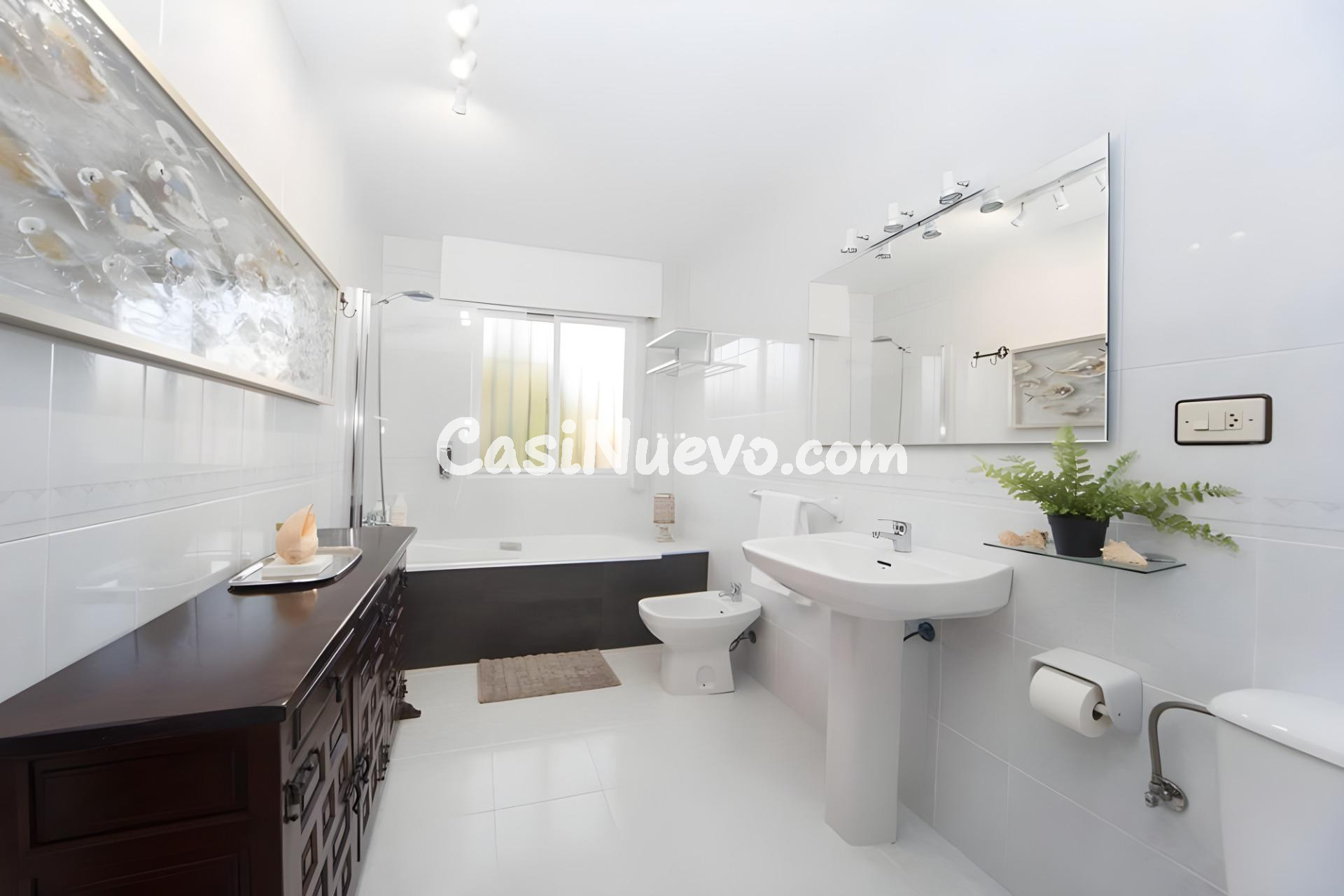 Espectacular Casa Reformada de 5 Dormitorios con Parking | L - foto 36