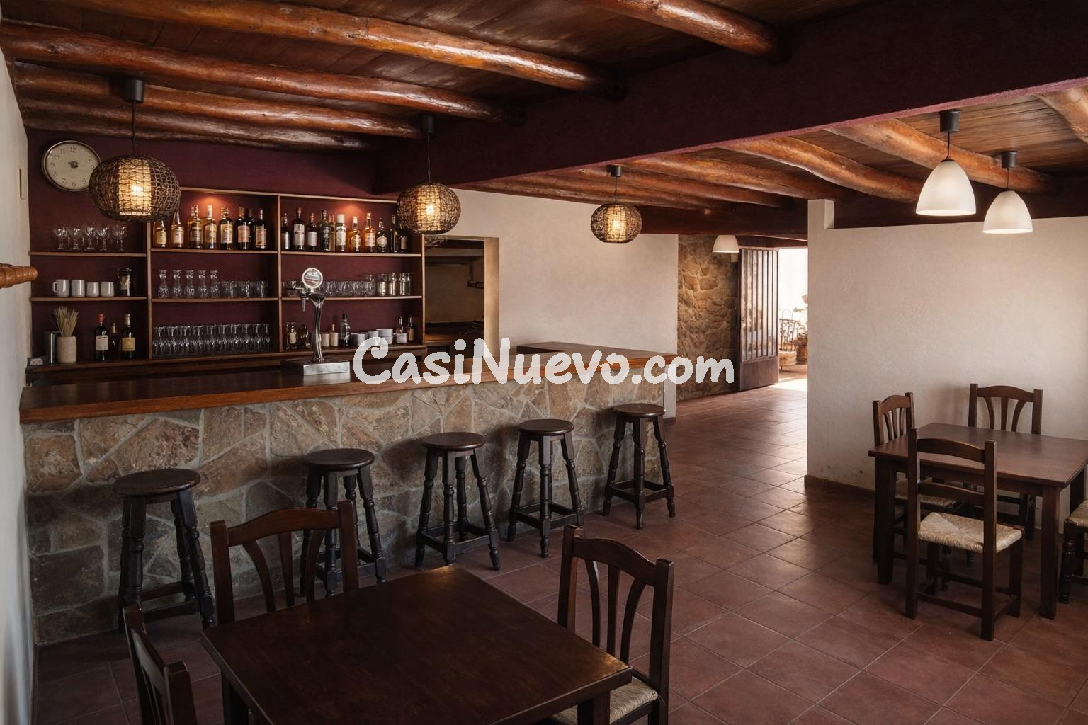Propiedad con gran carácter y bodega subterránea tradicional - foto 2