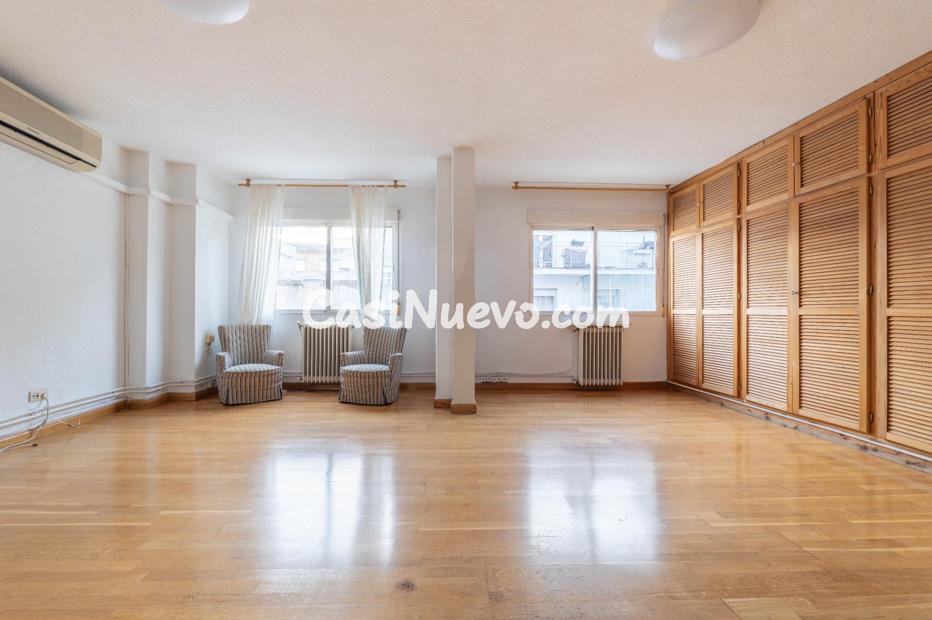 MAGNIFICO PISO CENTRICO EN QUINTA PLANTA CON calefacción Y E - foto 3