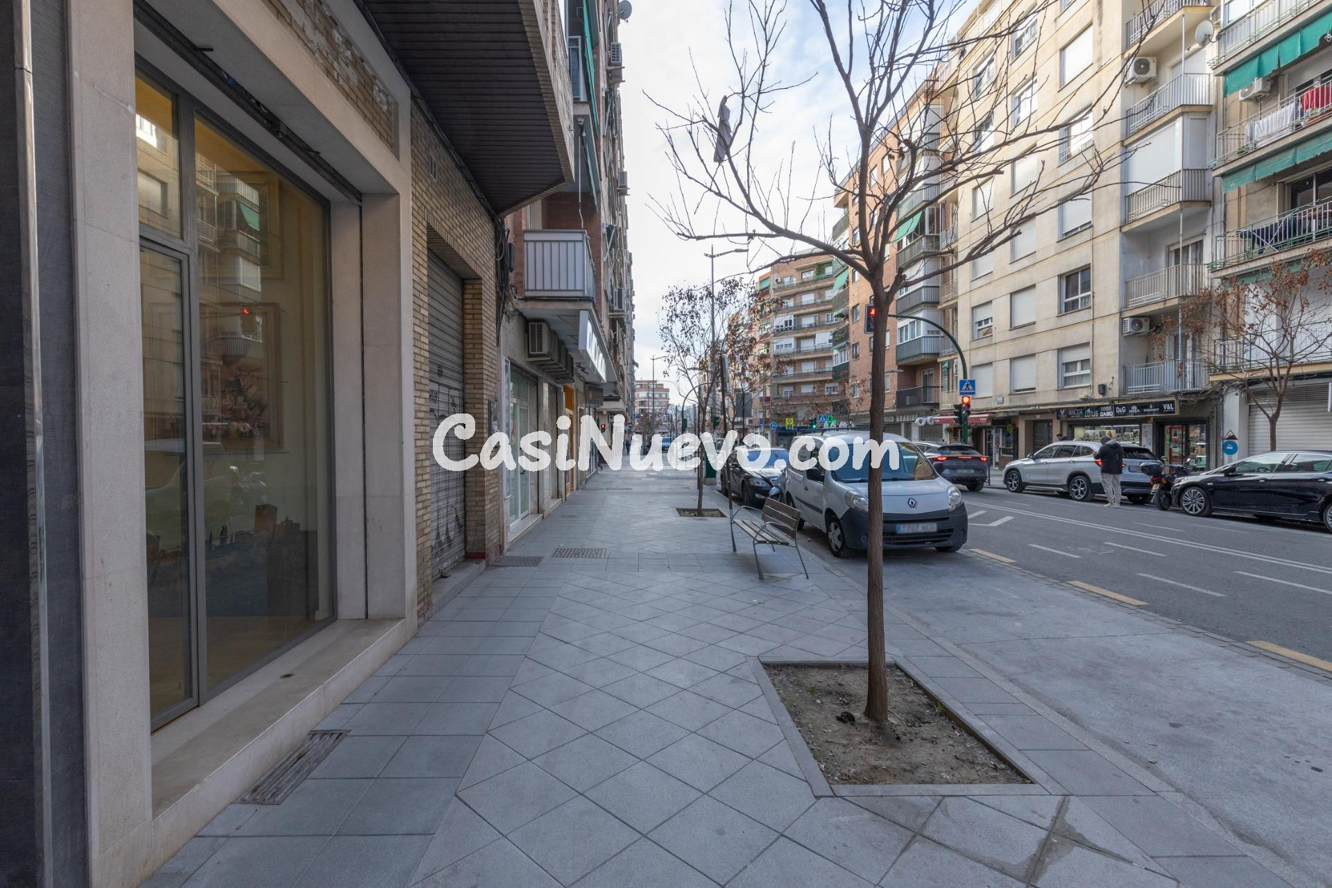 MAGNIFICO LOCAL EN ARABIAL JUNTO HIPERCOR, COMPLETAMENTE INS - foto 18