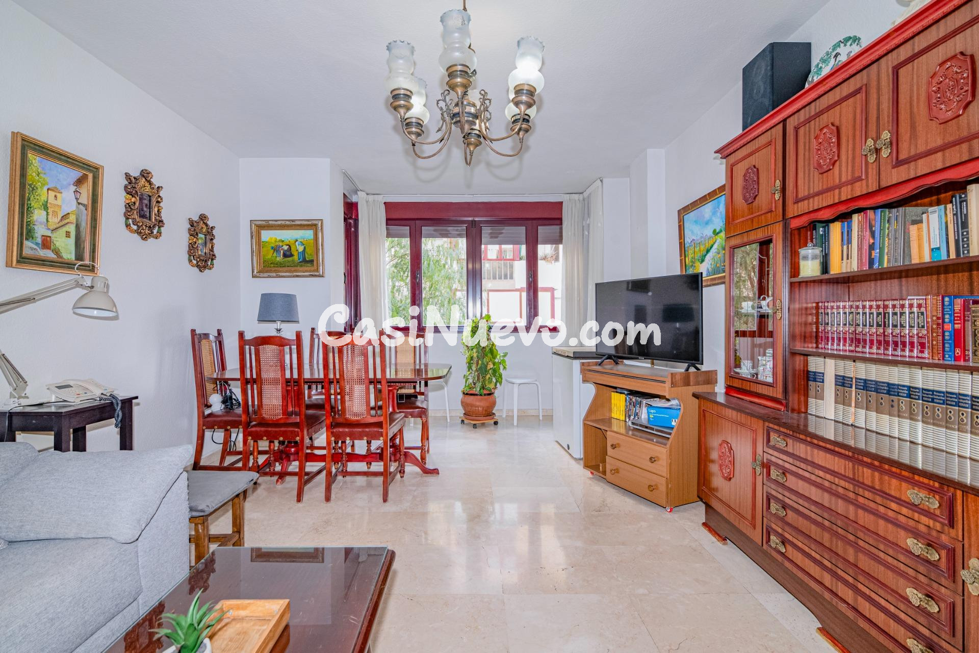 ESTUPENDO PISO EN JARDIN DE LA REINA - foto 3