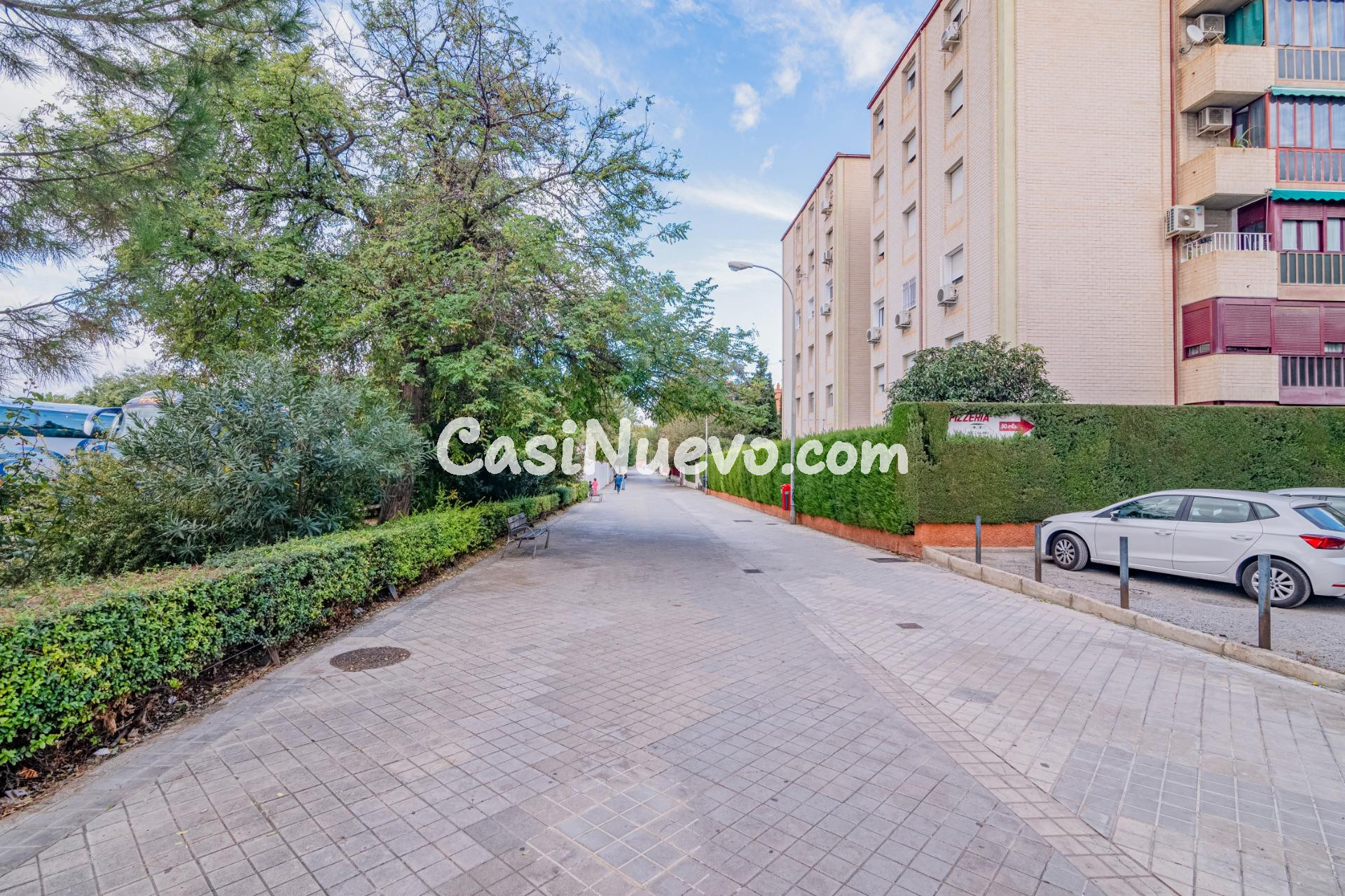 ESTUPENDO PISO EN JARDIN DE LA REINA - foto 36