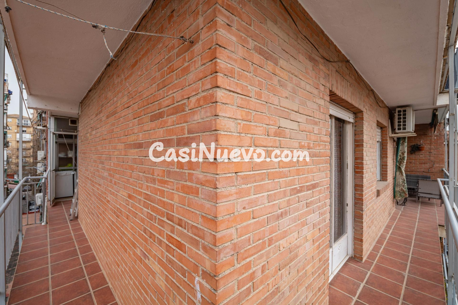 Luminoso piso exterior con terraza junto a Avenida de Dílar  - foto 19