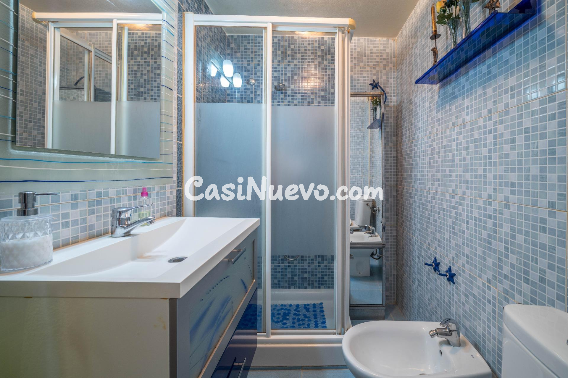 Luminoso piso exterior con terraza junto a Avenida de Dílar  - foto 34