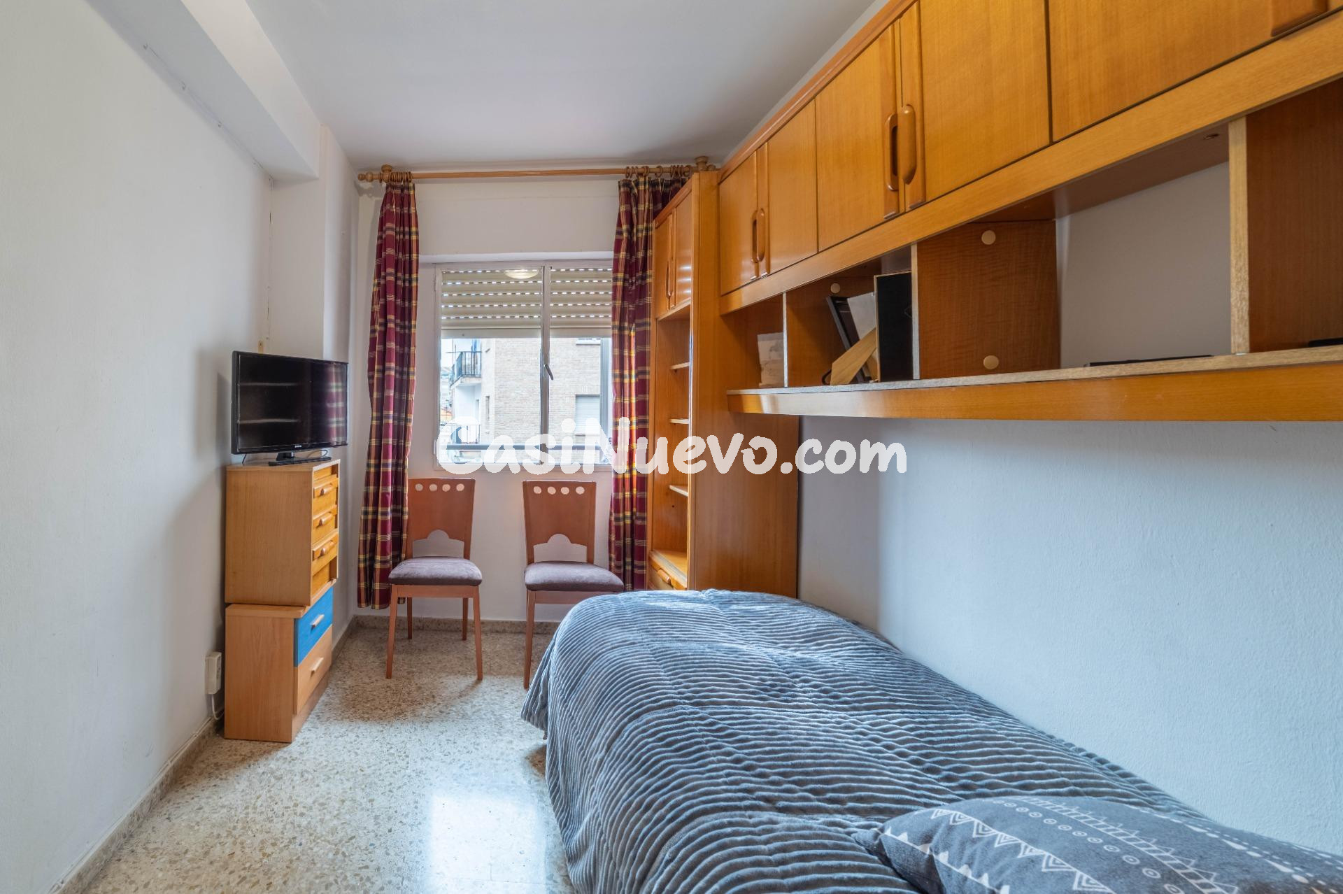 Luminoso piso exterior con terraza junto a Avenida de Dílar  - foto 36