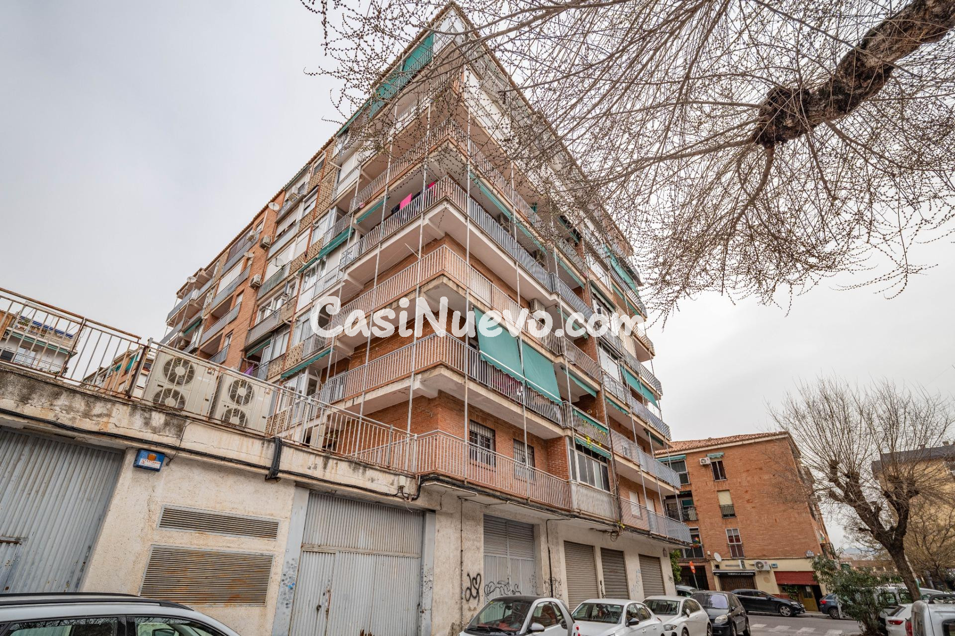 Luminoso piso exterior con terraza junto a Avenida de Dílar  - foto 49